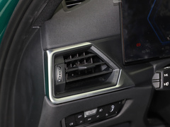 2023款 M3四门轿车 雷霆版