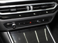 2023款 M3四门轿车 雷霆版