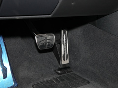 2023款 M3四门轿车 M xDrive 雷霆版