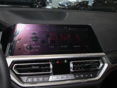 2023款 M3四门轿车 M xDrive 雷霆版