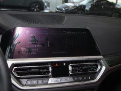 2023款 M3四门轿车 M xDrive 雷霆版