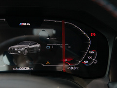2023款 M3四门轿车 M xDrive 雷霆版