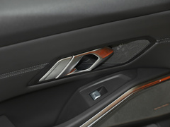 2023款 M3四门轿车 M xDrive 雷霆版