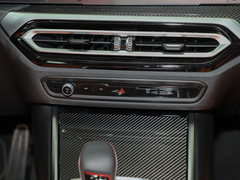2023款 M3四门轿车 M xDrive 雷霆版