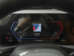 2023款 M3四门轿车 M xDrive 雷霆版