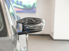 2023款 M3四门轿车 M xDrive 雷霆版