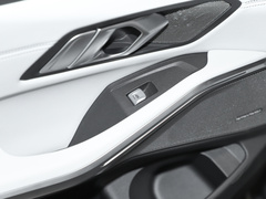 2023款 M3四门轿车 M xDrive 雷霆版