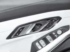 2023款 M3四门轿车 M xDrive 雷霆版