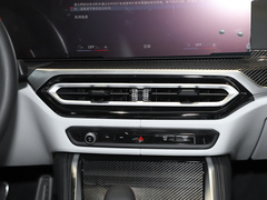 2023款 M3四门轿车 M xDrive 雷霆版