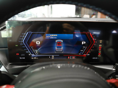 2023款 M3四门轿车 M xDrive 雷霆版