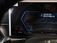 2023款 M3四门轿车 M xDrive 雷霆版