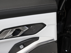 宝马M3 2023款 M3四门轿车 M xDrive 雷霆版