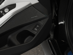 2023款 M3四门轿车 M xDrive 雷霆版