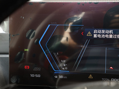 2023款 M3四门轿车 M xDrive 雷霆版