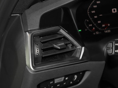 2023款 M4双门轿跑车 M xDrive 雷霆版