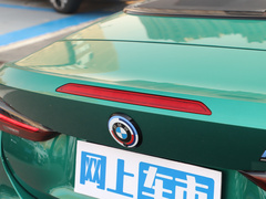 2023款 M4敞篷轿跑车 M xDrive 雷霆版
