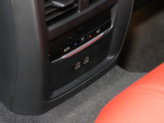 2023款 M4敞篷轿跑车 M xDrive 雷霆版