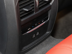 2023款 M4敞篷轿跑车 M xDrive 雷霆版