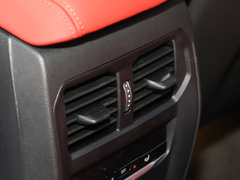 2023款 M4敞篷轿跑车 M xDrive 雷霆版