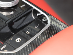2023款 M4敞篷轿跑车 M xDrive 雷霆版