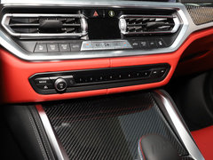 2023款 M4敞篷轿跑车 M xDrive 雷霆版