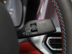 2023款 M4敞篷轿跑车 M xDrive 雷霆版