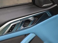 2023款 M4敞篷轿跑车 M xDrive 雷霆版