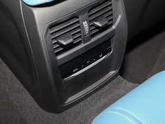 2023款 M4敞篷轿跑车 M xDrive 雷霆版