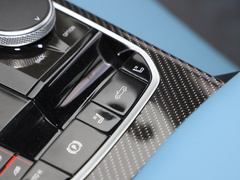 2023款 M4敞篷轿跑车 M xDrive 雷霆版