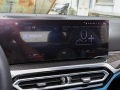 2023款 M4敞篷轿跑车 M xDrive 雷霆版