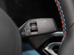 2023款 M4敞篷轿跑车 M xDrive 雷霆版