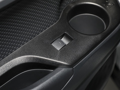 2022款 双擎 2.0L 奕行版