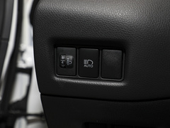 2022款 双擎 2.0L 奕行版
