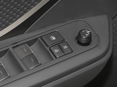 2022款 2.0L 奕行版