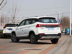 2022款 盛世款 1.5T 自动逐梦版五座