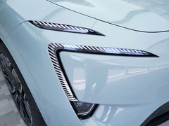 2022款 超长续航双电机奢享版 5座