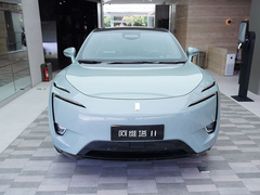 2022款 超长续航双电机奢享版 5座