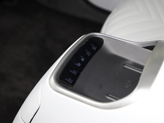 2022款 超长续航双电机奢享版 5座