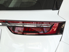 2022款  1.5T 手动公馆 7座