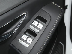 2022款  1.5T 手动公馆 7座