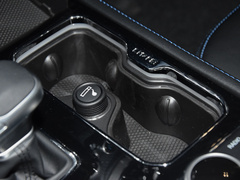 2023款 2.0D 自动四驱刀锋英雄版侠客型