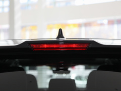 2022款 2.0T 380T 四驱尊贵版