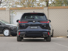2023款 240TURBO 两驱精英版 5座