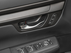 2023款 240TURBO 两驱精英版 5座