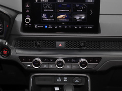 2023款 240TURBO 两驱精英版 5座