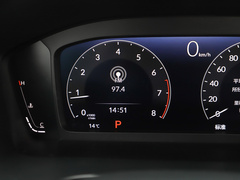 2023款 240TURBO 两驱精英版 5座