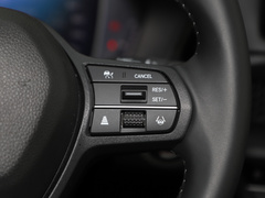 2023款 240TURBO 两驱精英版 5座