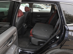 2023款 240TURBO 两驱精英版 5座