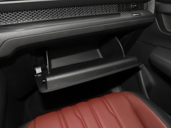 2023款 240TURBO 两驱精英版 5座