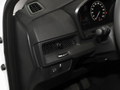2023款 240TURBO 两驱精英版 5座